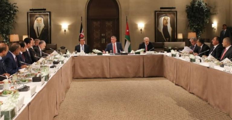 الملك للنواب: مستمرون بمتابعة حادثة السفارة الملك للنواب: مستمرون بمتابعة حادثة السفارة