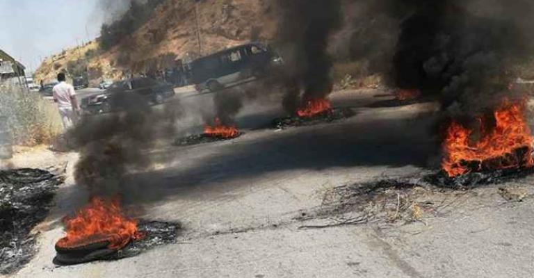 احتجاجات على نتائج الانتخابات في الكرك واربد