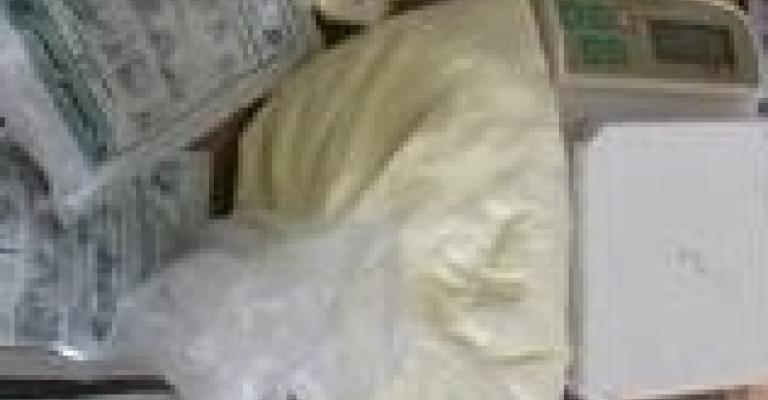 إحباط محاولات تهريب مخدرات إحباط محاولات تهريب مخدرات