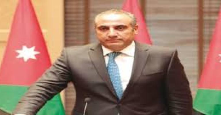 الشواربة يشدد على أهمية التعامل مع المواطن بكل مصداقية وشفافية الشواربة يشدد على أهمية التعامل مع المواطن بكل مصداقية وشفافية