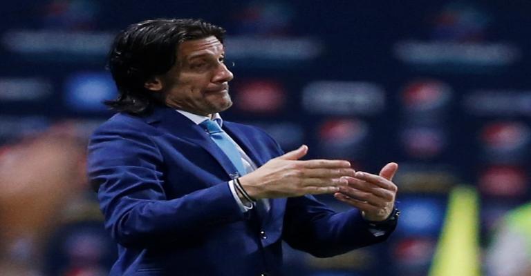 الفيصلي يعلن بدء مفاوضاته مع مدرب أجنبي لخلافة نيبوشا