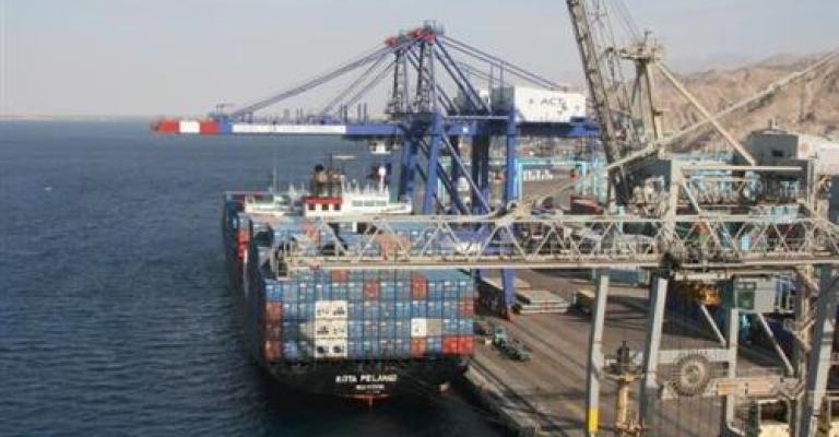 استكمال إجراءات زيادة حجم المناولة لبضائع العراق استكمال إجراءات زيادة حجم المناولة لبضائع العراق