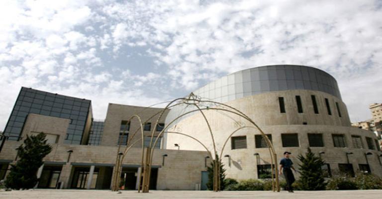 الأمانة تواصل تنفيذ أعمال تعبيد ليلية الأمانة تواصل تنفيذ أعمال تعبيد ليلية