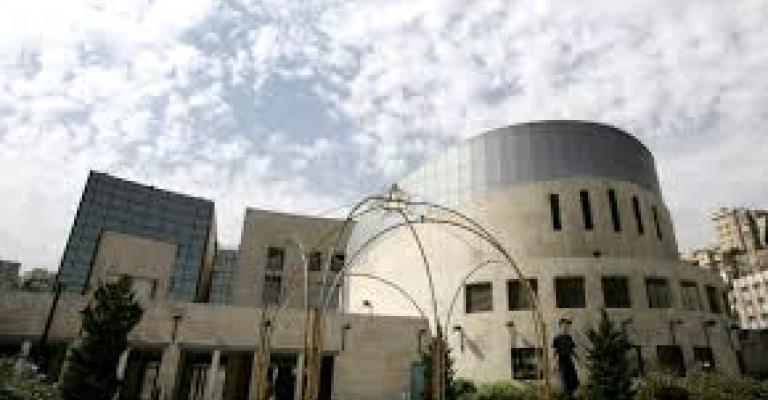 الأمانة تحيل عطائين بقيمة 3 مليون و400 ألف دينار الأمانة تحيل عطائين بقيمة 3 مليون و400 ألف دينار