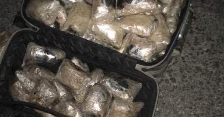 احباط تهريب 200 الف حبة مخدرة