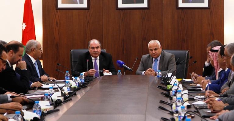 الديمقراطية النيابية: رفع الدعم آخر الحلول الديمقراطية النيابية: رفع الدعم آخر الحلول