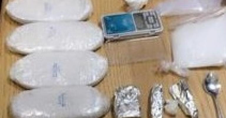 القبض على 14 شخصا من مروجي المخدرات