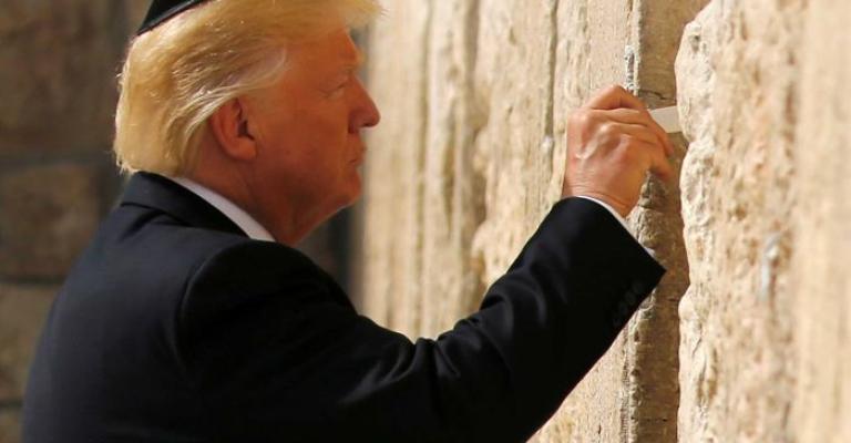 ترامب يعلن الاعتراف بالقدس عاصمة لإسرائيل ترامب يعلن الاعتراف بالقدس عاصمة لإسرائيل