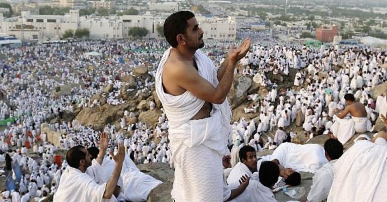 إجراءات سعودية تخفض أعداد المعتمرين الأردنيين إجراءات سعودية تخفض أعداد المعتمرين الأردنيين