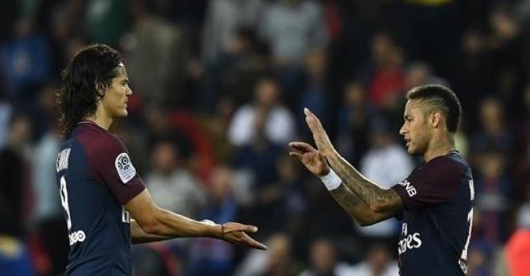 نيمار وكافاني مرشحان لجائزة أفضل لاعب بفرنسا نيمار وكافاني مرشحان لجائزة أفضل لاعب بفرنسا