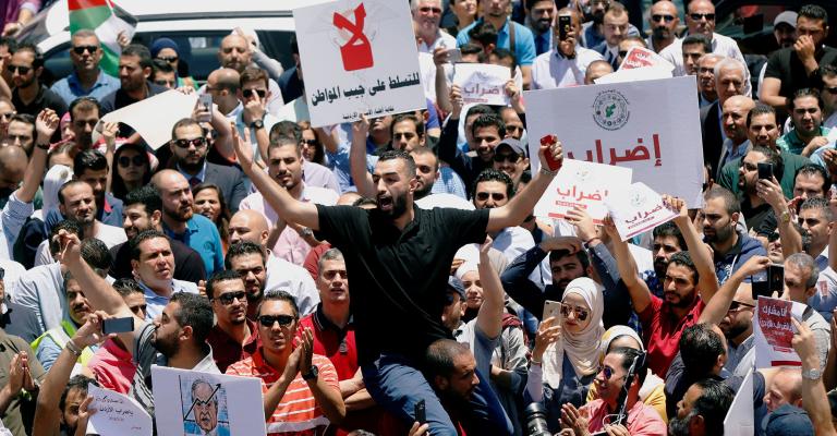 ’العمل الإسلامي‘ يدعو لانتخابات نيابية مبكرة وتشكيل حكومة إنقاذ وطني ’العمل الإسلامي‘ يدعو لانتخابات نيابية مبكرة وتشكيل حكومة إنقاذ وطني