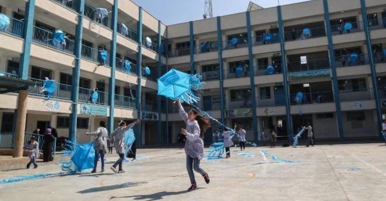 اجتماع طارئ للأونروا الخميس.. المعلمون يحذرون اجتماع طارئ للأونروا الخميس.. المعلمون يحذرون