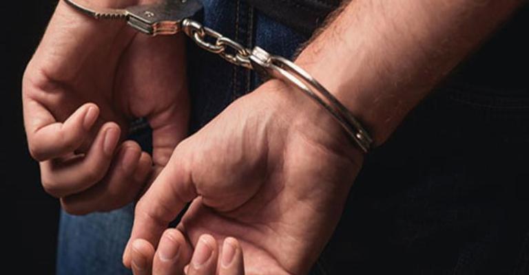 القبض على 4 مطلوبين بقضايا مالية كبيرة بعمان القبض على 4 مطلوبين بقضايا مالية كبيرة بعمان