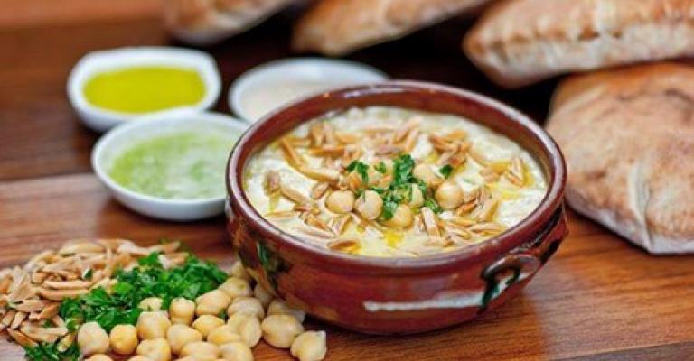 تراجع مبيعات المطاعم السياحية 35% تراجع مبيعات المطاعم السياحية 35%