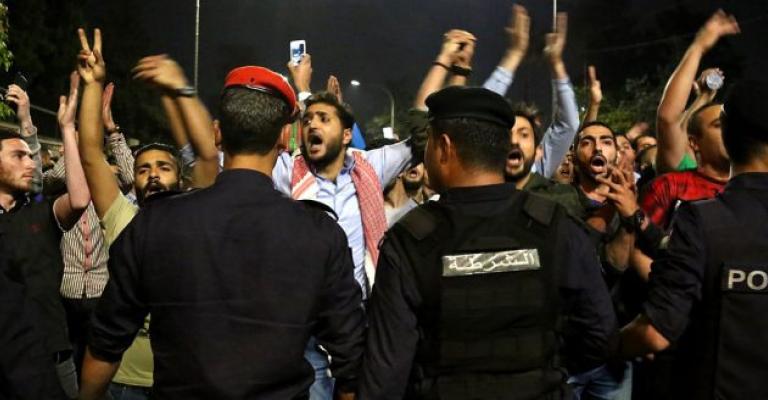 أحزاب تدعو للاعتصام ضد "الضريبة" وصندوق النقد أحزاب تدعو للاعتصام ضد "الضريبة" وصندوق النقد