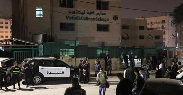 تعليق الدوام بمدرسة فكتوريا لمدة اسبوع تعليق الدوام بمدرسة فكتوريا لمدة اسبوع