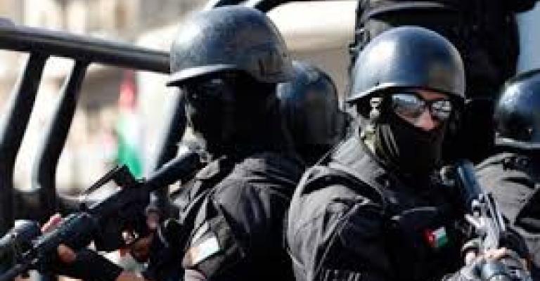 إصابة ضابط خلال ملاحقة مطلوب بقضايا مخدرات