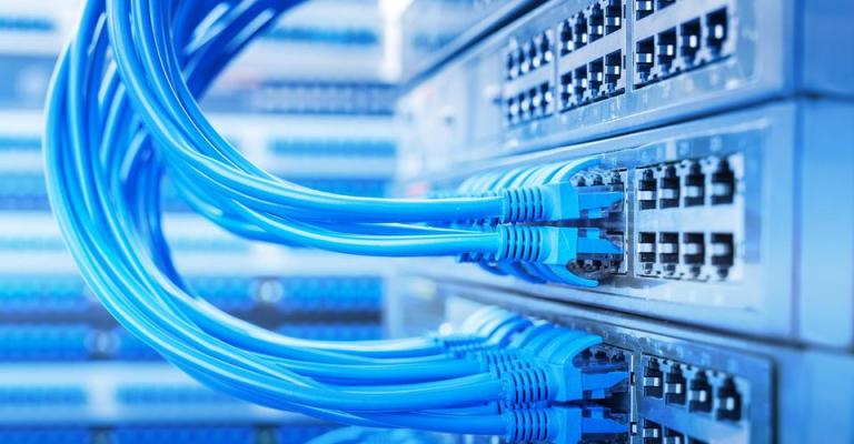 العراق يقرر تمرير سعات خدمة الإنترنت عن طريق الأردن العراق يقرر تمرير سعات خدمة الإنترنت عن طريق الأردن