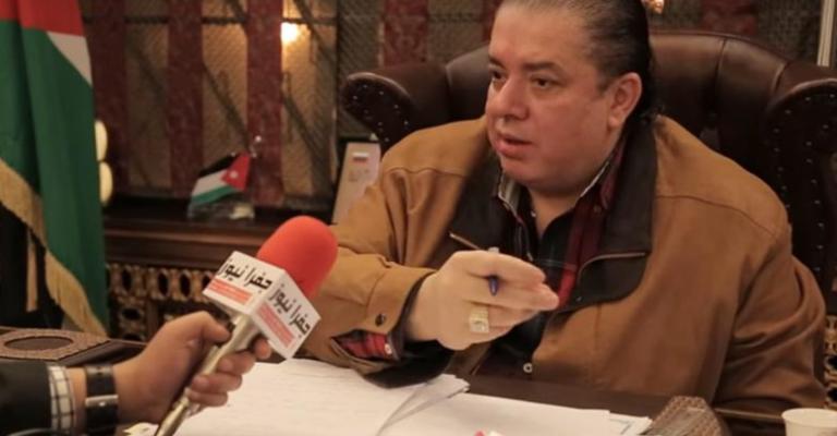 الحكومة تتعهد بمحاكمة علنية ونشر الأسماء المتورطة بقضية مطيع