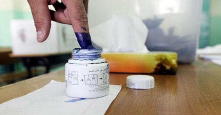 الرزاز يتبنى مقترح العرموطي لتعديل قانون الانتخاب