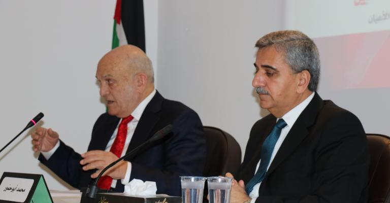 د. حدادين: العجز كبير في موازنة الموارد المائية والسكان ولا بد من تعديل الخلل د. حدادين: العجز كبير في موازنة الموارد المائية والسكان ولا بد من تعديل الخلل