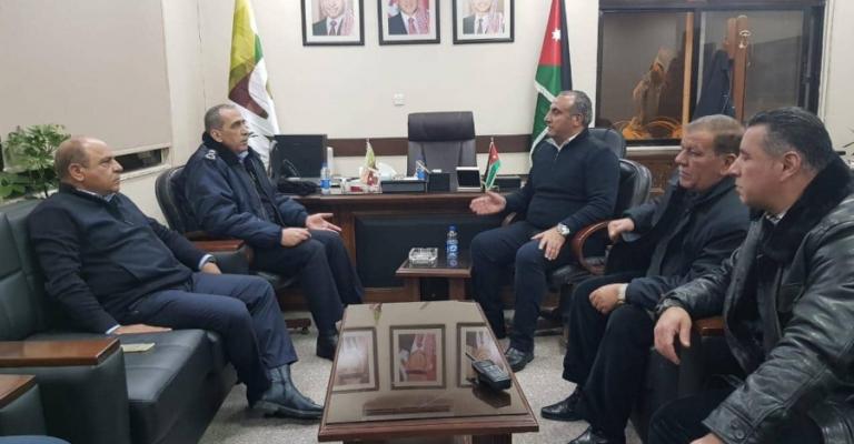 بالصور...مدير الامن ومحافظ العاصمة في مركز طوارىء تلاع العلي بالصور...مدير الامن ومحافظ العاصمة في مركز طوارىء تلاع العلي