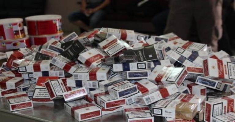 الطراونة يطالب بإزاحة اللثام عن قضية الدخان الطراونة يطالب بإزاحة اللثام عن قضية الدخان