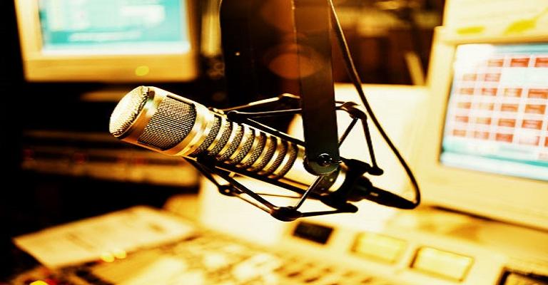 ورقة بحثية توصي بـ"اعتماد إجراءات غير تمييزية في تقييم طلبات الرخص الإذاعية