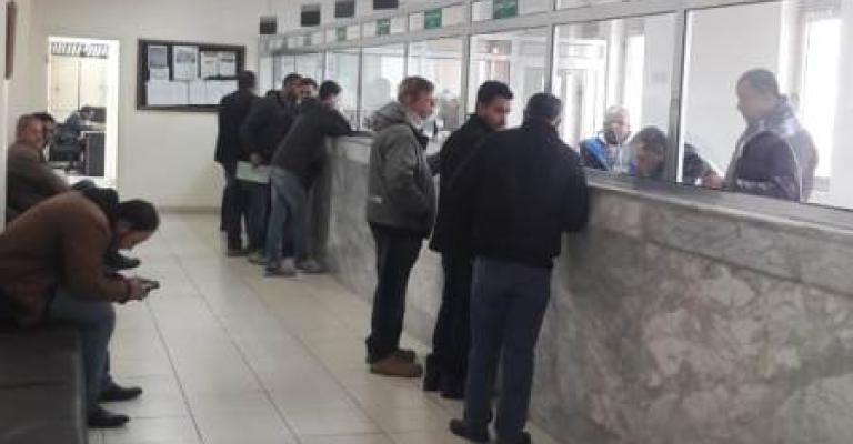 دائرة عملية النقل تؤكد جاهزيتها لاستقبال مشغلي المركبات العمومية