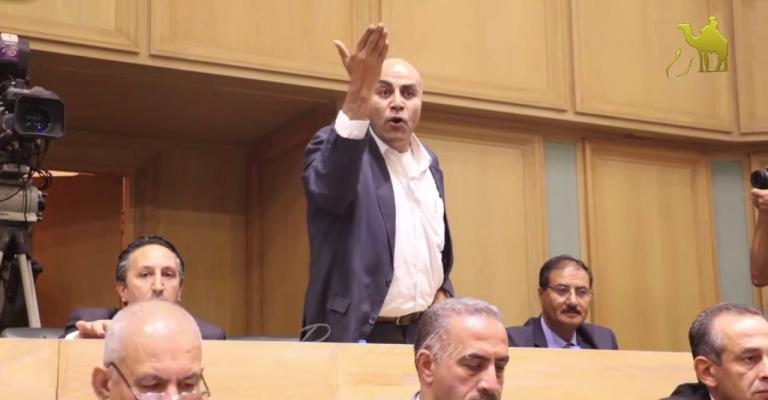 مشاجرة بين النائبين صداح الحباشنة وزيد الشوابكة تحت القبة