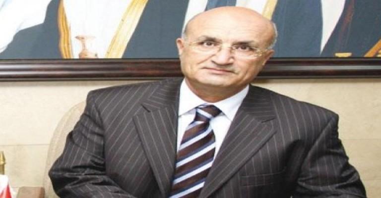 لائحة الاتهام: الوزير الأسبق عويس كان يقصي الموظفين الذين يقفون امام تهريب الدخان