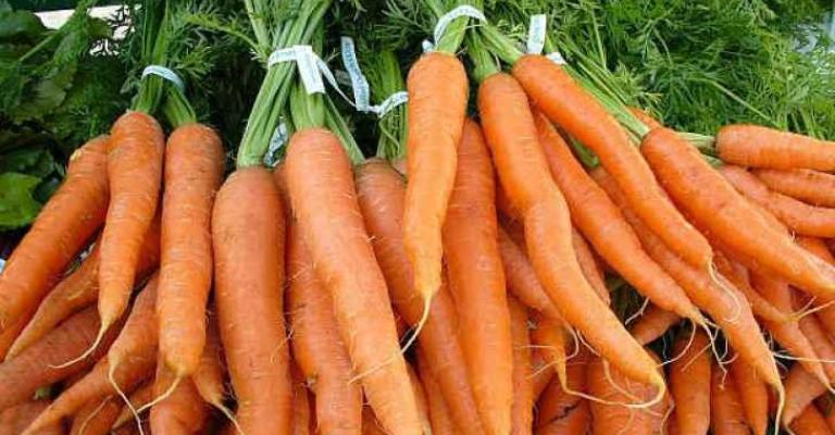 "الغذاء والدواء" تُغلق مستودعات تحتوي جزرا مغسولا بـ"الكلور"