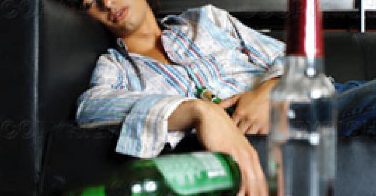 إدمان الكحول مرض يمكن علاجه بالإرادة