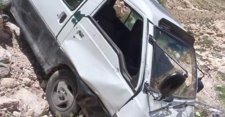 إلقاء مركبة في الوادي 