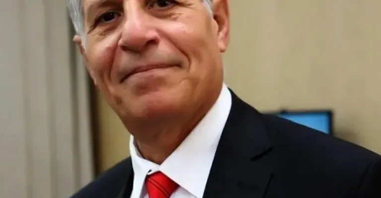 أنيس خصاونة 