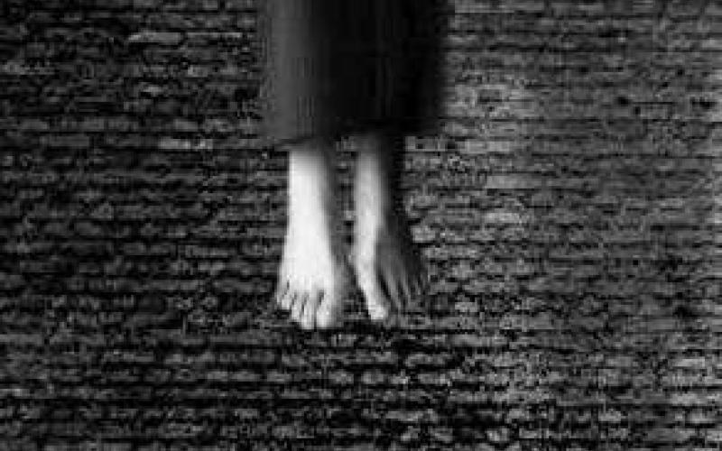 مؤذن سعودي يوصي بممتلكاته لمسجده وينتحر شنقاً