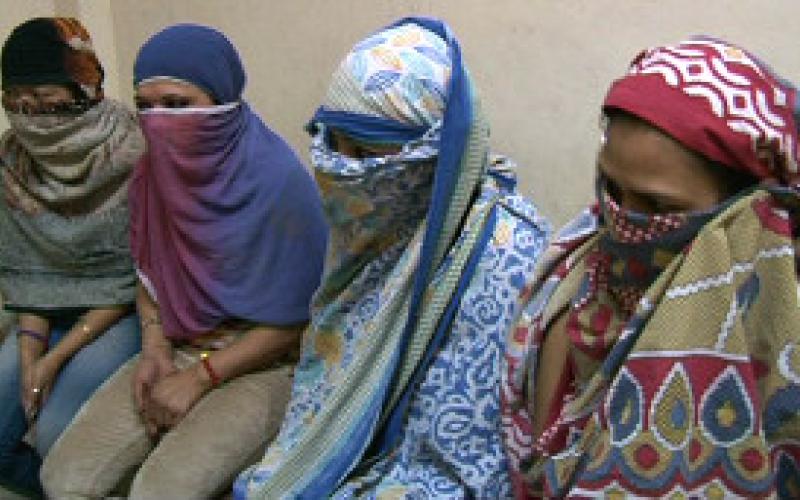 إلقاء القبض على عصابة لتهريب البشر في إسبانيا وفرنسا