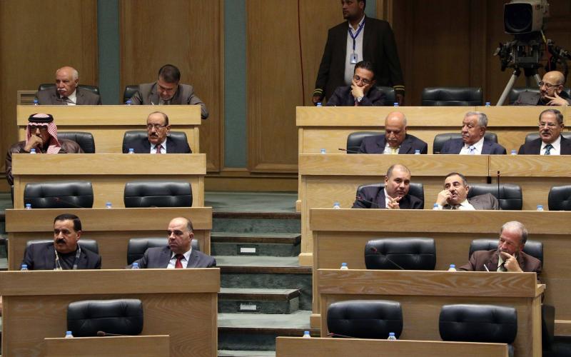 جلسة مناقشة السياسات الاقتصادية الحكومية تفقد نصابها‎