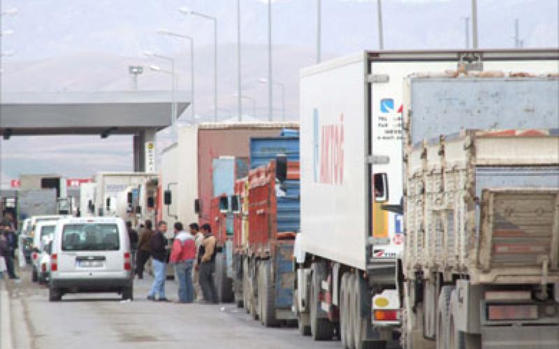 المستثمرون العراقيون في الأردن ساخطون على الجمارك العراقية