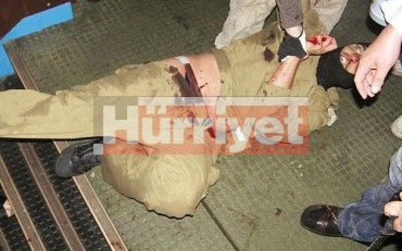 "دموع الكوماندوز"..(صور)