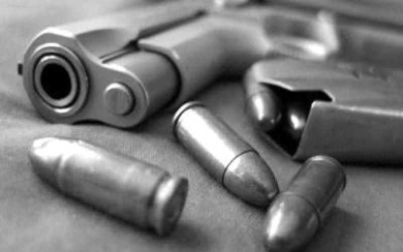 إطلاق نار على متهم بالقتل إثر خروجه من المحكمة