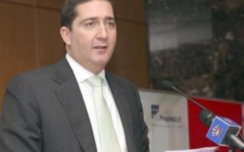 الرفاعي يعلن عن إعفاءات مرتقبة على قطاع الاتصالات والمعلومات