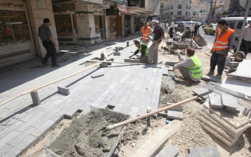 العمل في مشروع ساحة الملك فيصل الى مراحل 