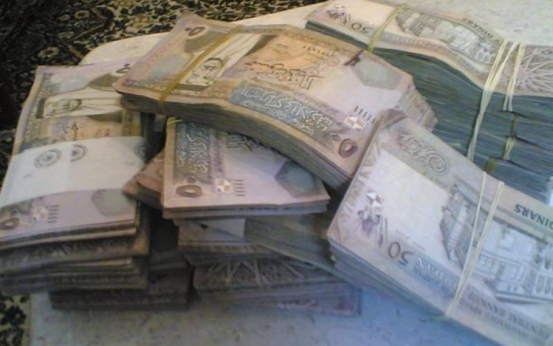 الأمن الوقائي يحبط عملية تزوير وسرقة بلغت قيمتها ربع مليون دينار