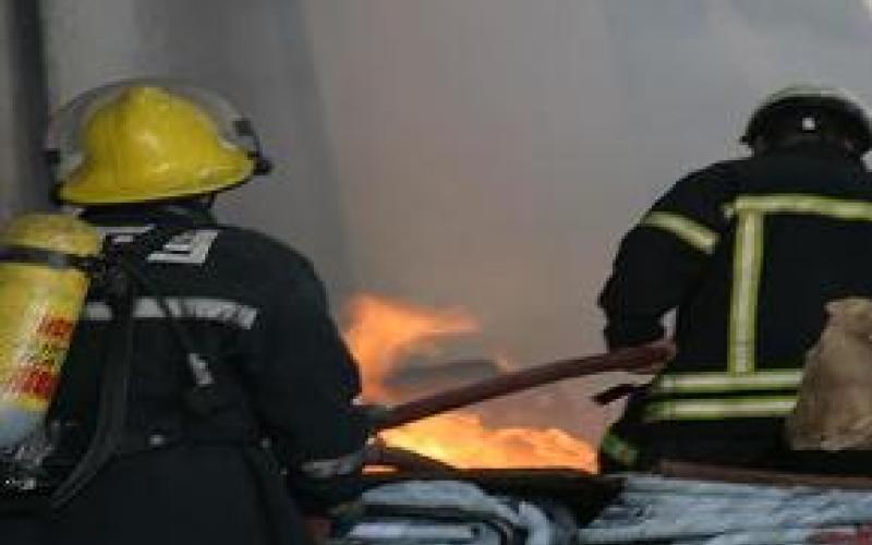 حريق سيارة على تقاطع الحرمين-شارع الكيلو