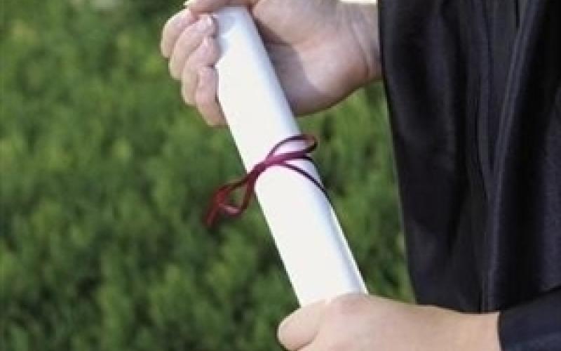  قبول الطلبة الحاصلين على معدل 80% من مسيئي الاختيار