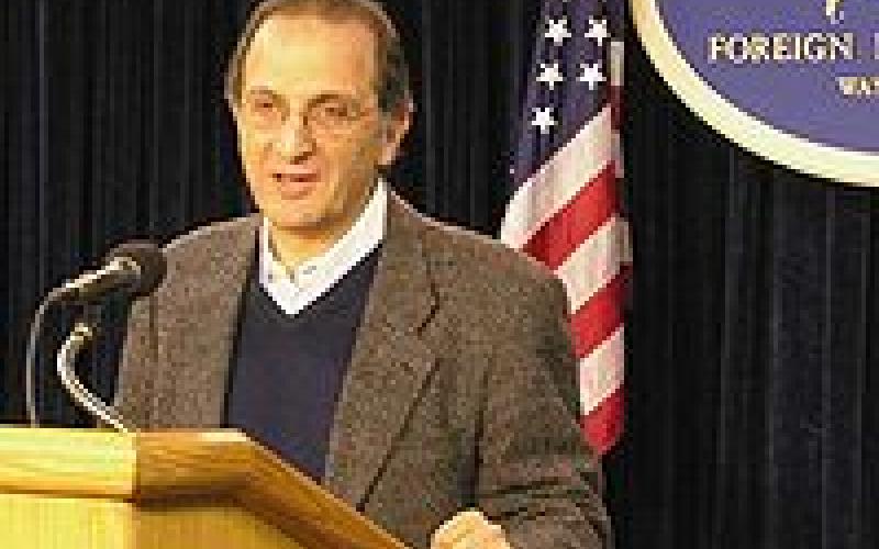 'Mister Smith' leaves Washington