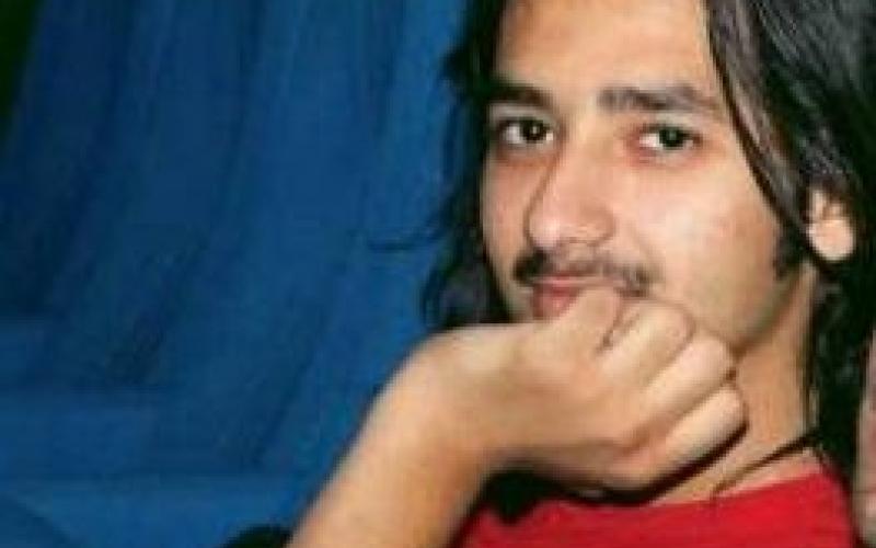 الاحزاب تلحق الشارع بدل من ان تقوده 