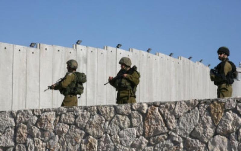 مناهضة جدار الفصل تؤكد على ضورة مقاومة الجدار حتى هدمه
