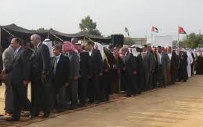 الجلوة العشائرية: "عقاب جماعي" برعاية رسمية 